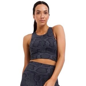 Allfenix Longline Sports Bra size Medium